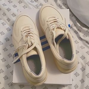 Everlane O by Everlane Off White W 11